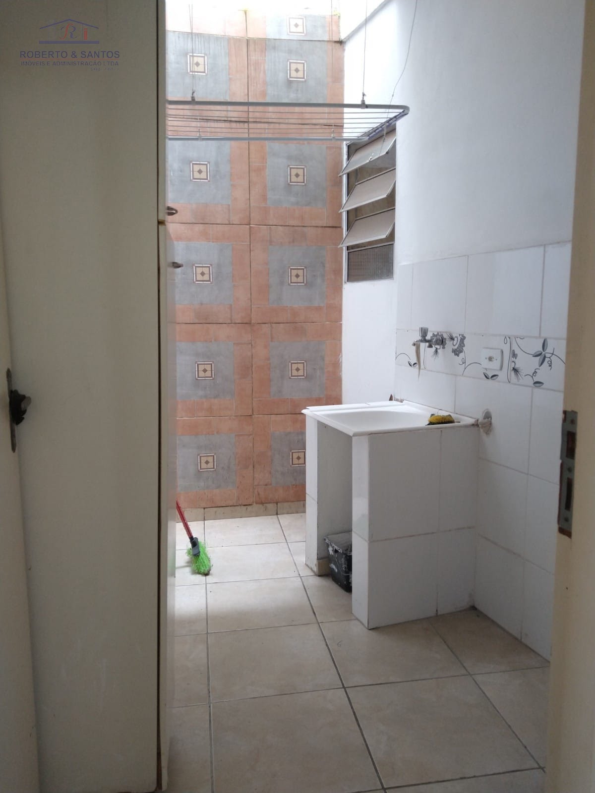 Área de serviço da casa do meio