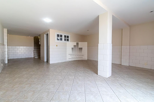 Casa de Condomínio à Venda em Jacarepaguá, RJ | 241m²