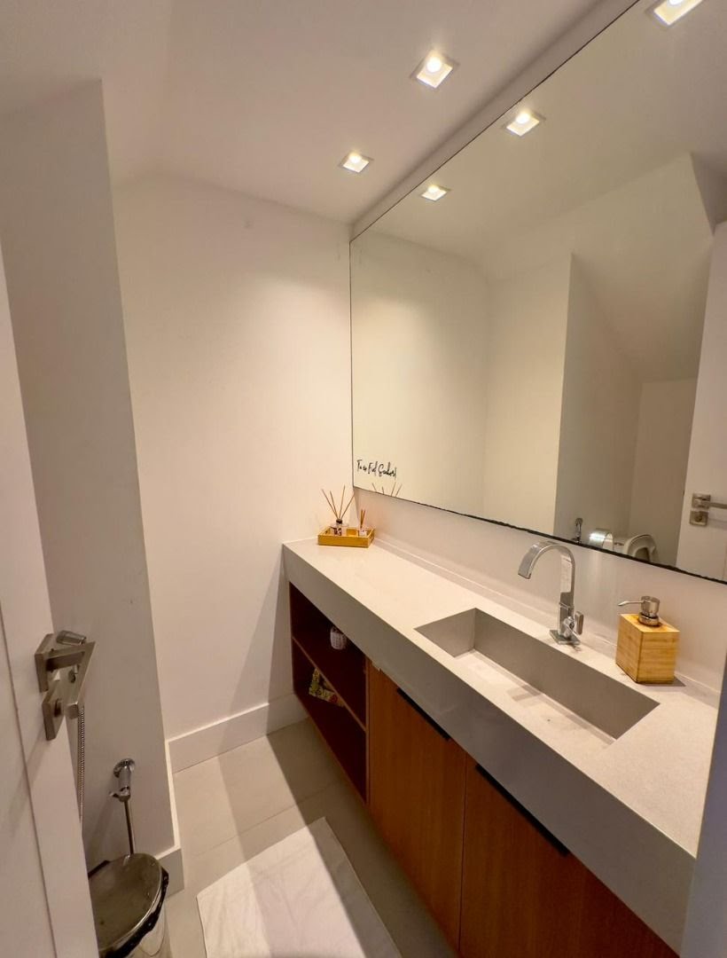 Casa à venda com 3 quartos, 5 suítes, 6 vagas e 445m² no Barra da Tijuca, Rio de Janeiro (RJ) — foto 14 de 30