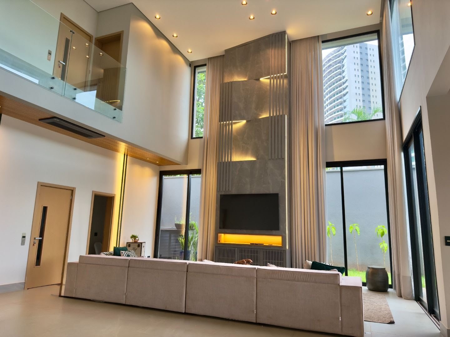 Casa à venda com 4 quartos, 4 suítes, 6 vagas e 490m² no Jardim Olhos D Agua, Ribeirão Preto (SP) — foto 5 de 30