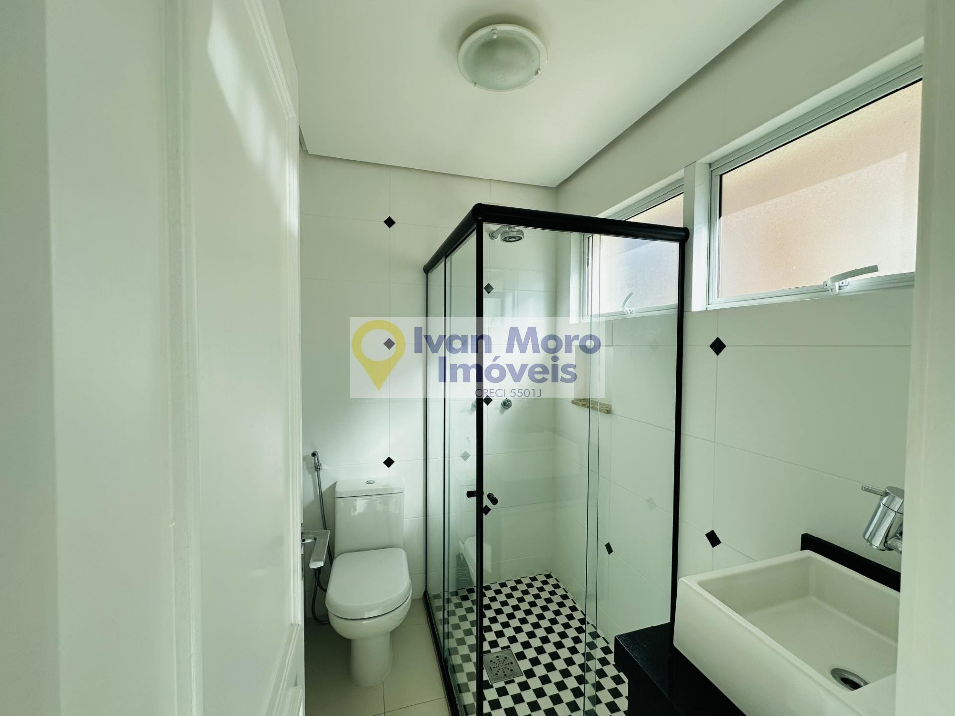 Apartamento à venda com 2 quartos, 2 suítes, 2 vagas e 85m² no Canasvieiras, Florianópolis (SC) — foto 20 de 28
