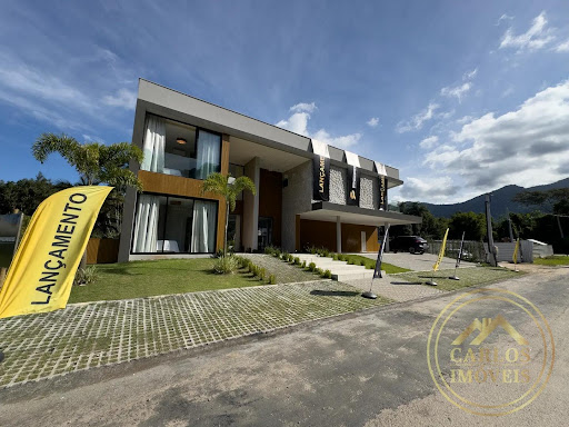 Mansão para Venda em Angra dos Reis / RJ no bairro Frade
