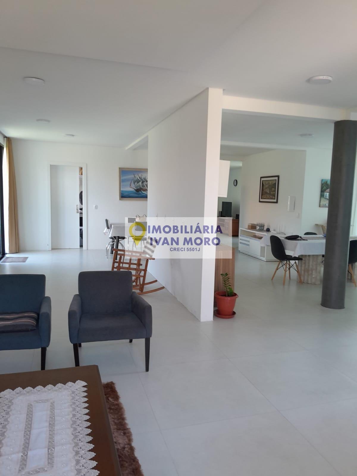 Casa à venda com 4 quartos, 4 suítes, 2 vagas e 288m² no Cachoeira do Bom Jesus, Florianópolis (SC) — foto 3 de 30