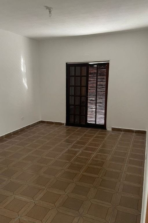 Casa à venda com 4 quartos, 3 suítes, 3 vagas e 254m² no Jordanópolis, Arujá (SP) — foto 23 de 24