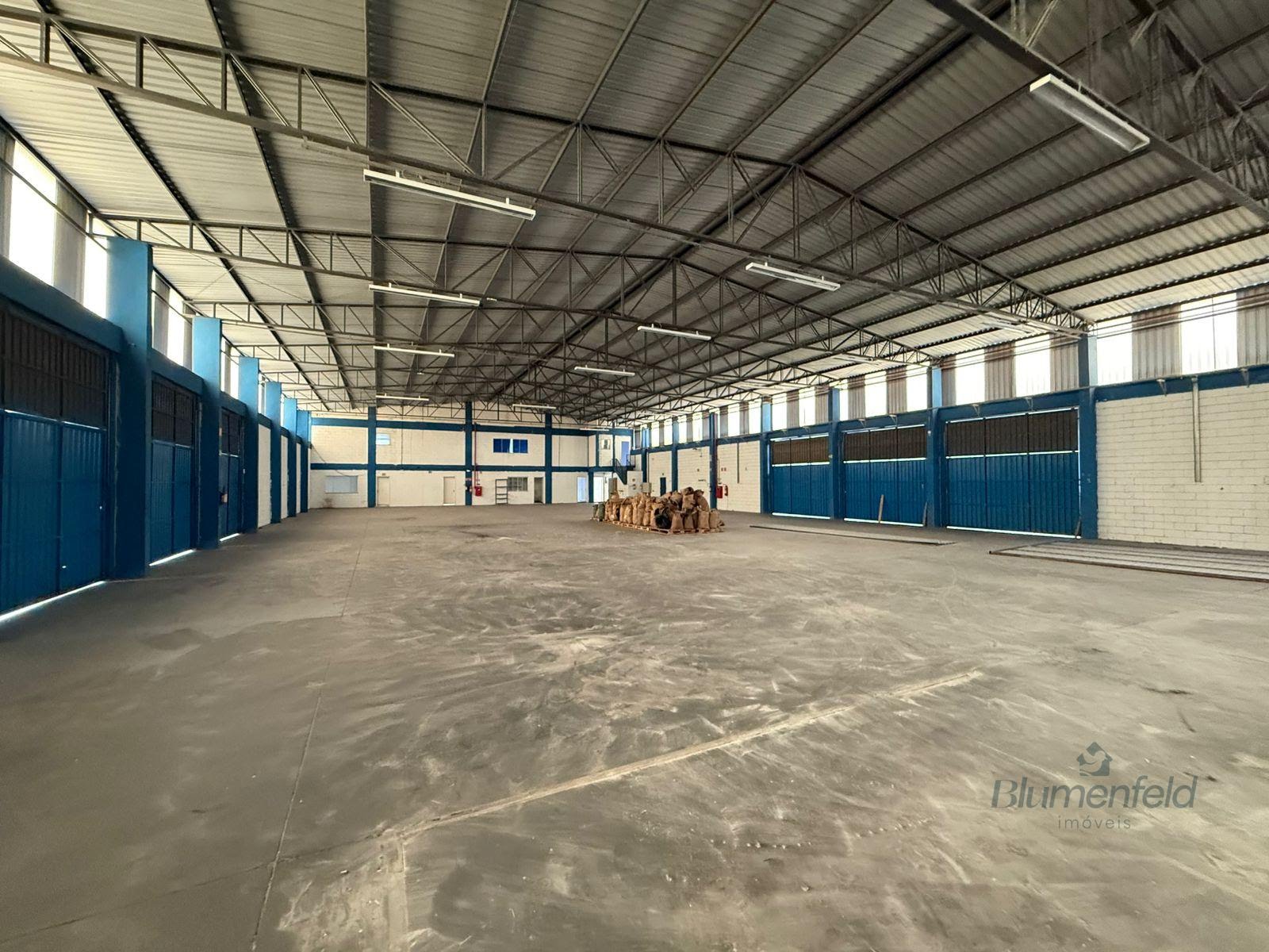 Comercial à venda com 1530m² no Centro Industrial, Arujá (SP) — foto 10 de 30