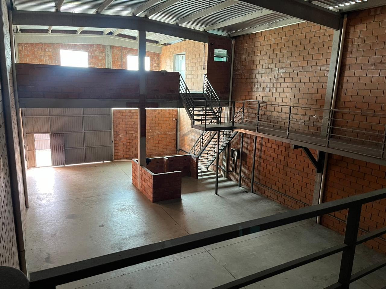 Comercial para alugar com 1 banheiro, 2 vagas e 320m² no Wanel Ville, Sorocaba (SP) — foto 8 de 8
