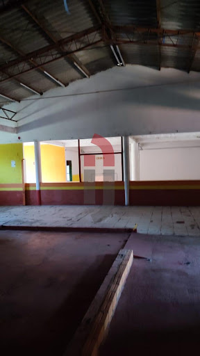 Pavilhão no Morro Alto  -  Maquiné
