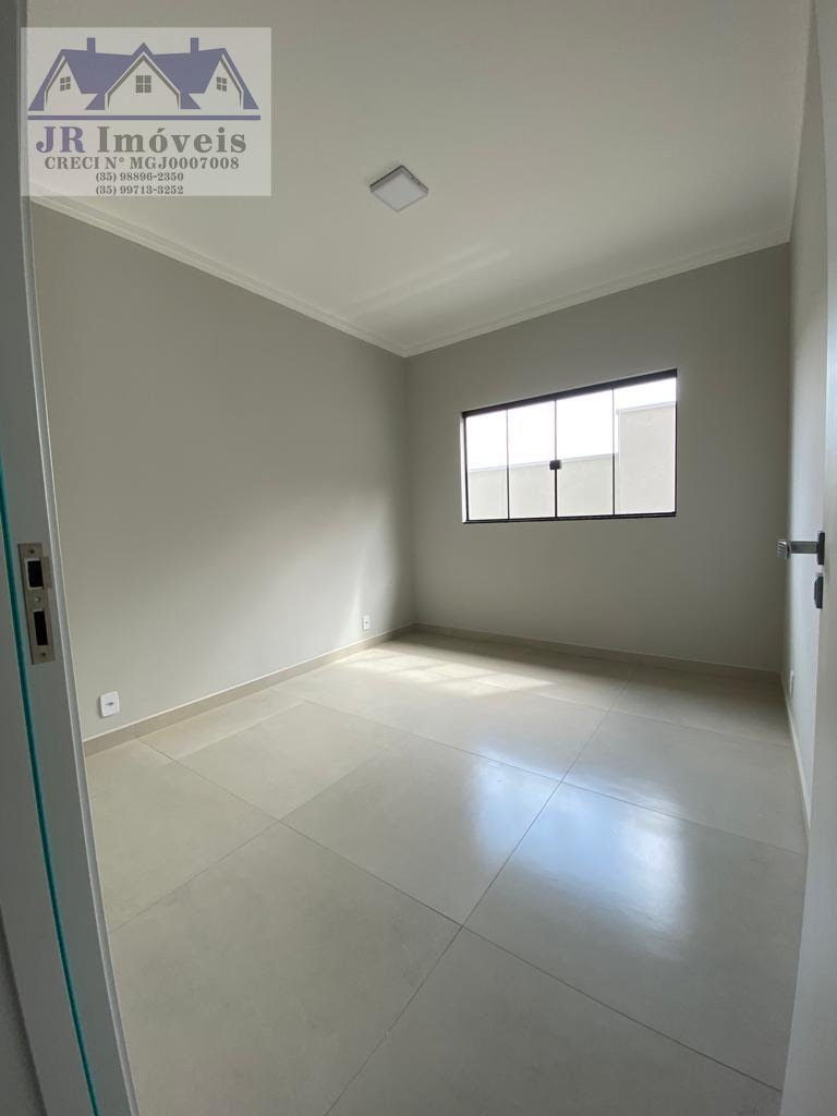 Casa à venda com 2 quartos, 1 suíte e 262m² no Jardim Califórnia, Itajubá (MG) — foto 4 de 13