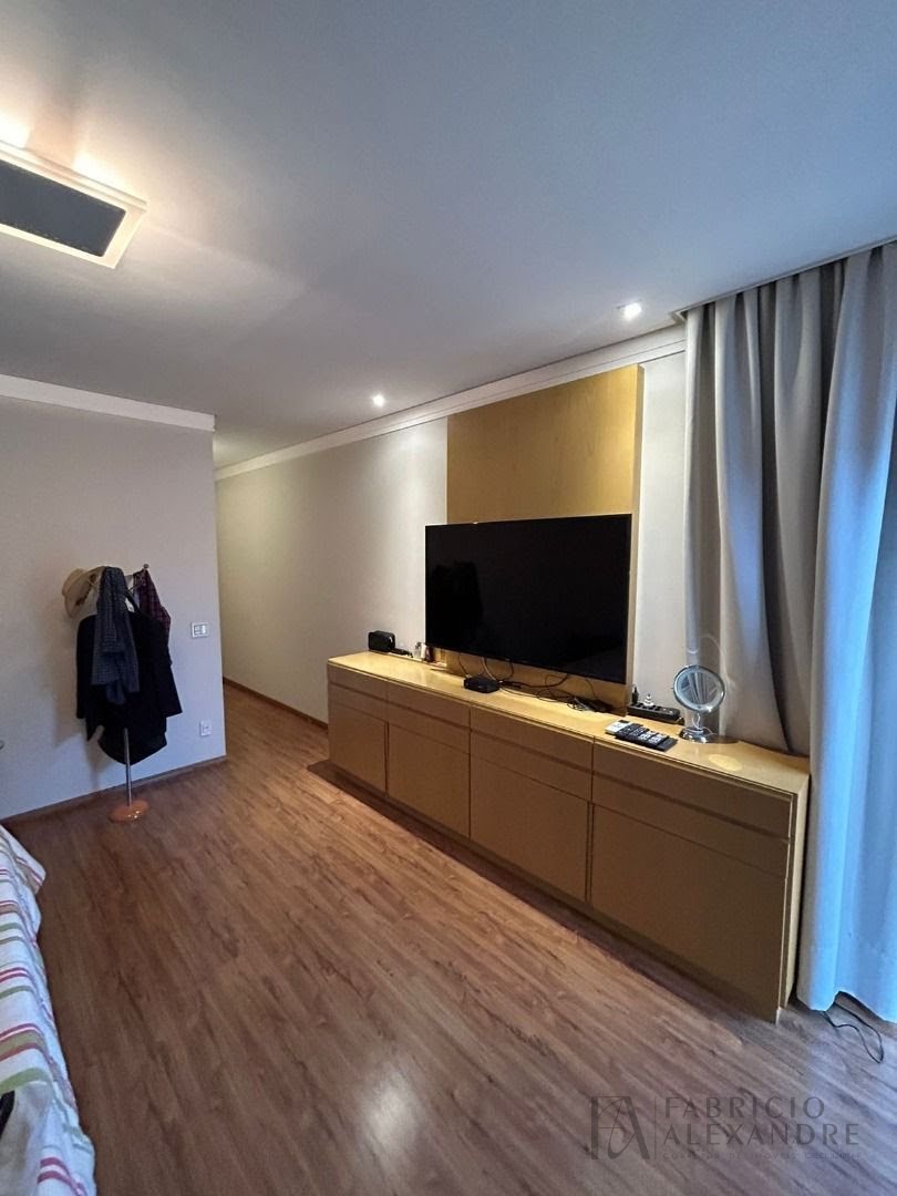 Casa à venda com 4 quartos, 4 suítes, 6 vagas e 670m² no Village Santa Helena, São José do Rio Preto (SP) — foto 8 de 30