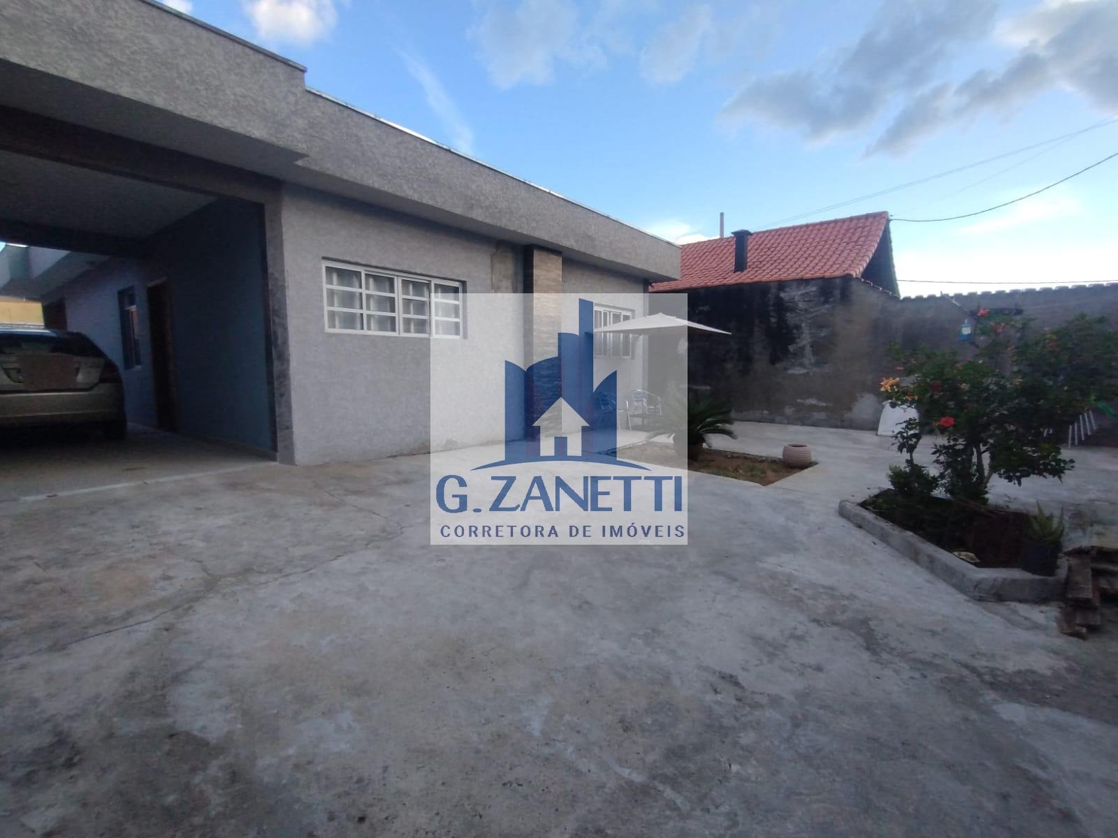 Casa, 5 quartos, 175 m² - Foto 1