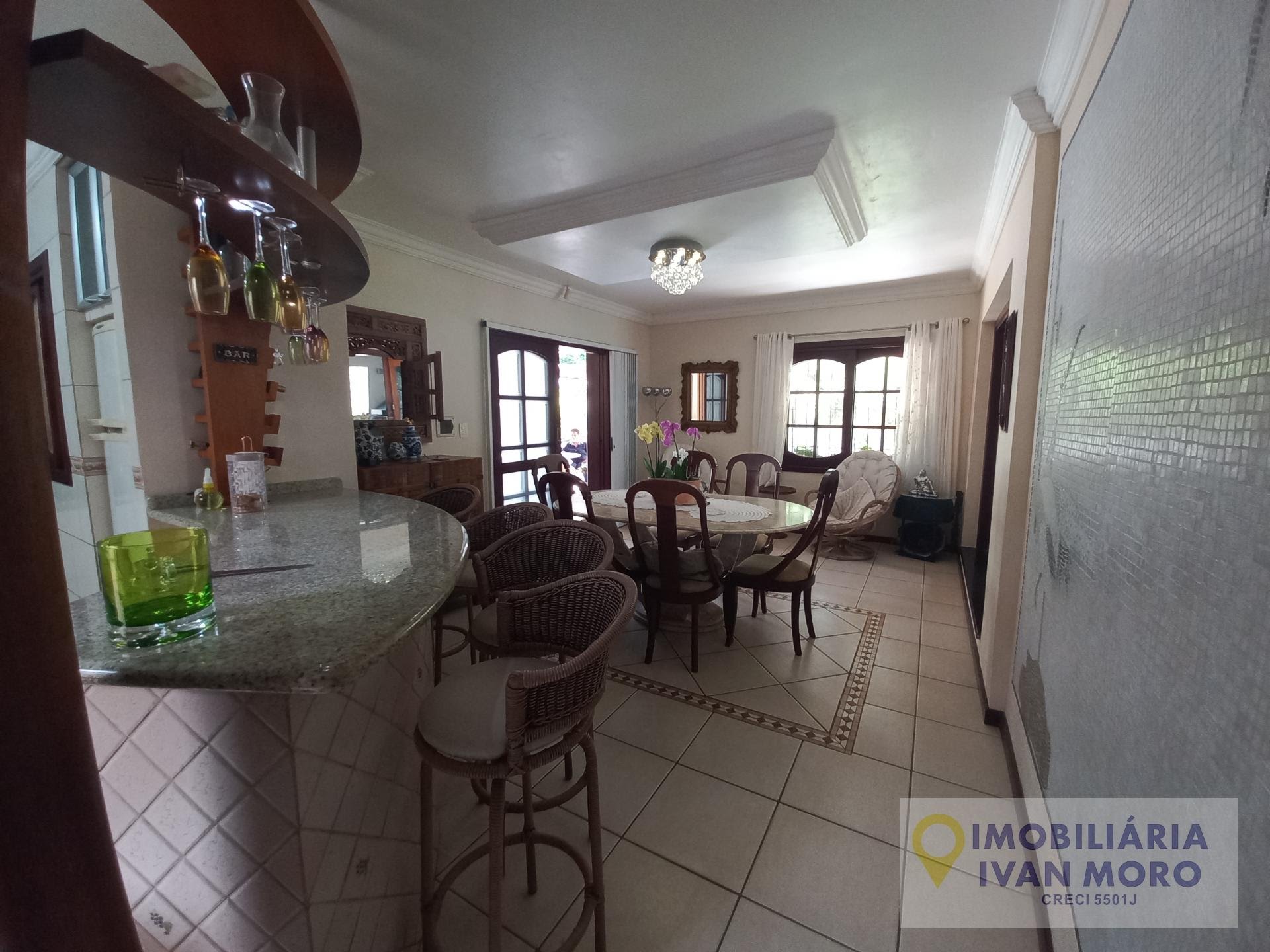 Casa à venda com 5 quartos, 2 suítes, 4 vagas e 219m² no Daniela, Florianópolis (SC) — foto 26 de 30