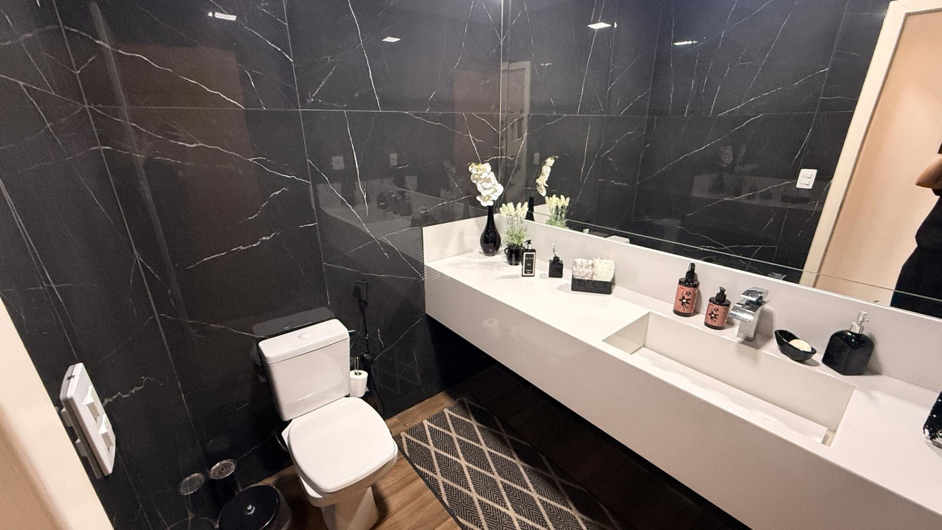 Casa à venda com 5 quartos, 5 suítes, 4 vagas e 400m² no Parque Rodoviario, Campos dos Goytacazes (RJ) — foto 6 de 30