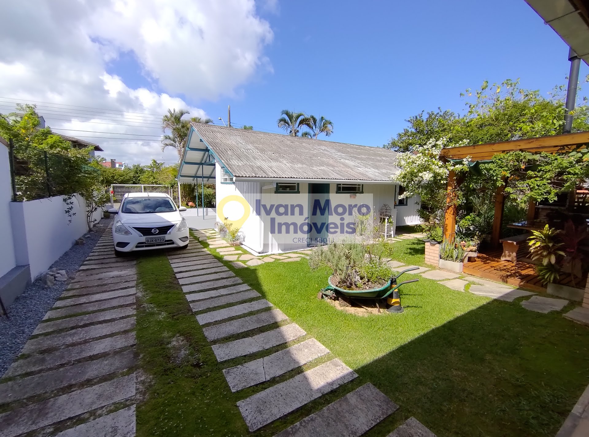 Casa à venda com 4 quartos, 1 suíte, 3 vagas e 150m² no Daniela, Florianópolis (SC) — foto 17 de 30