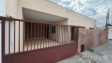 Casa à venda no Centro de Adamantina, 3 dorms