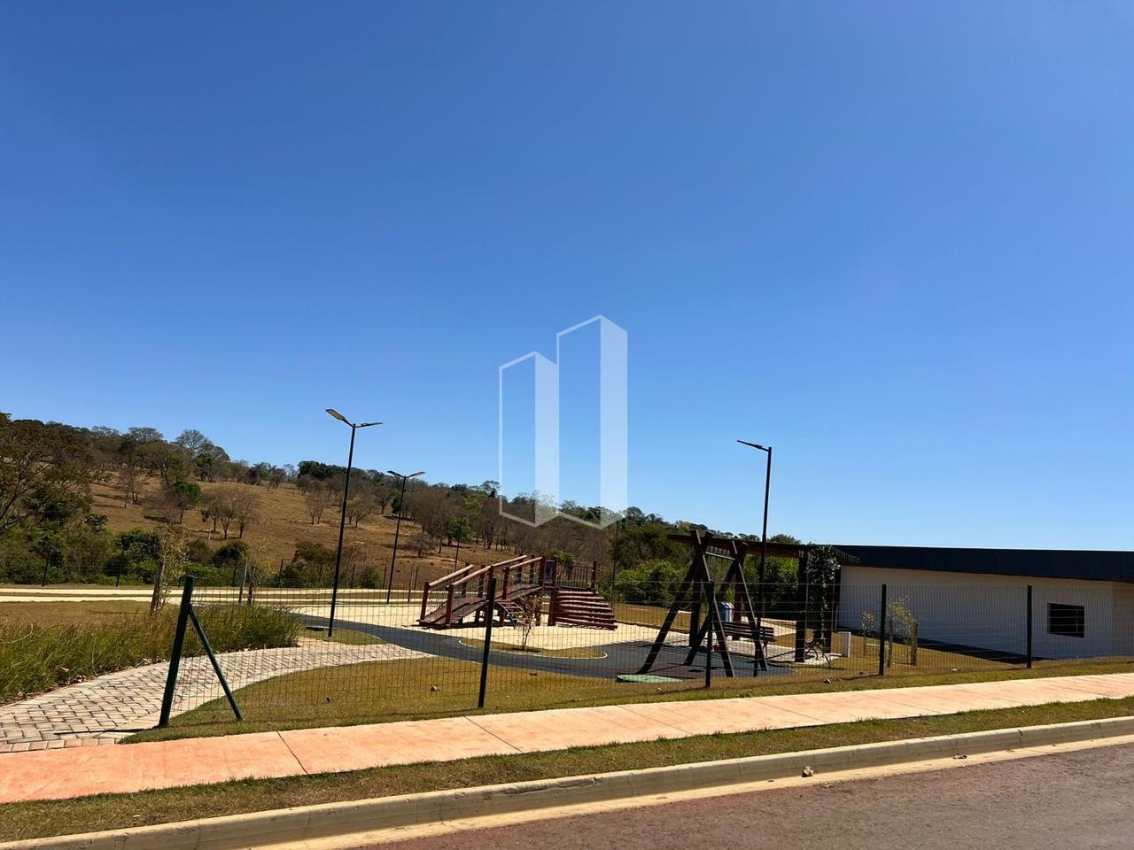 Terreno à venda com 420m² de terreno no Jardins Parma, Senador Canedo (GO) — foto 9 de 18
