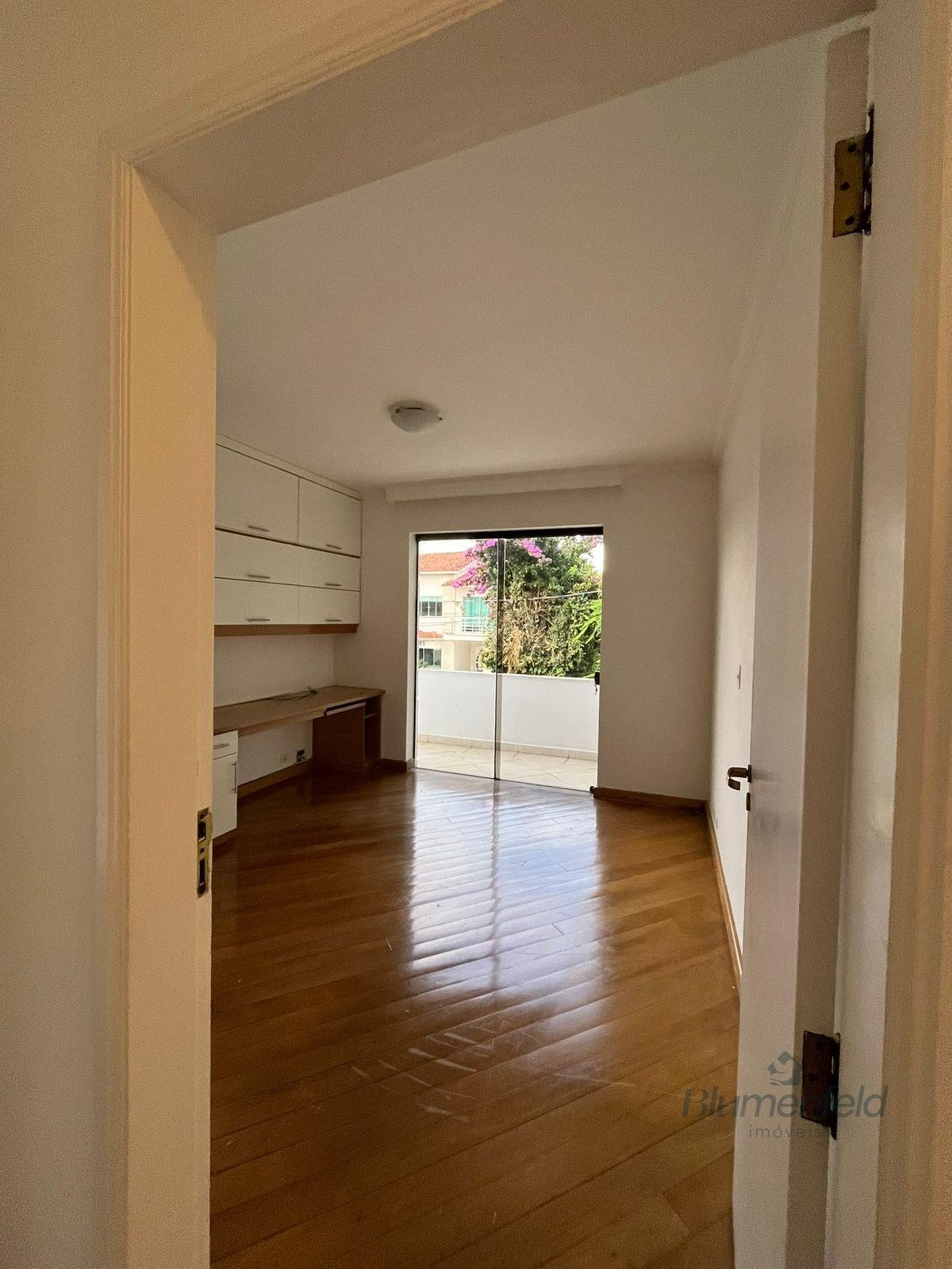 Casa para alugar com 3 quartos, 1 suíte e 240m² no Arujazinho IV, Arujá (SP) — foto 21 de 30