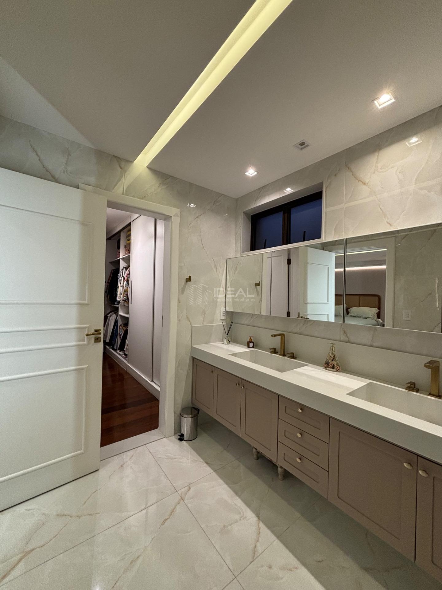 Apartamento à venda com 4 quartos, 4 suítes, 4 vagas e 450m² no Centro, Campos dos Goytacazes (RJ) — foto 21 de 30