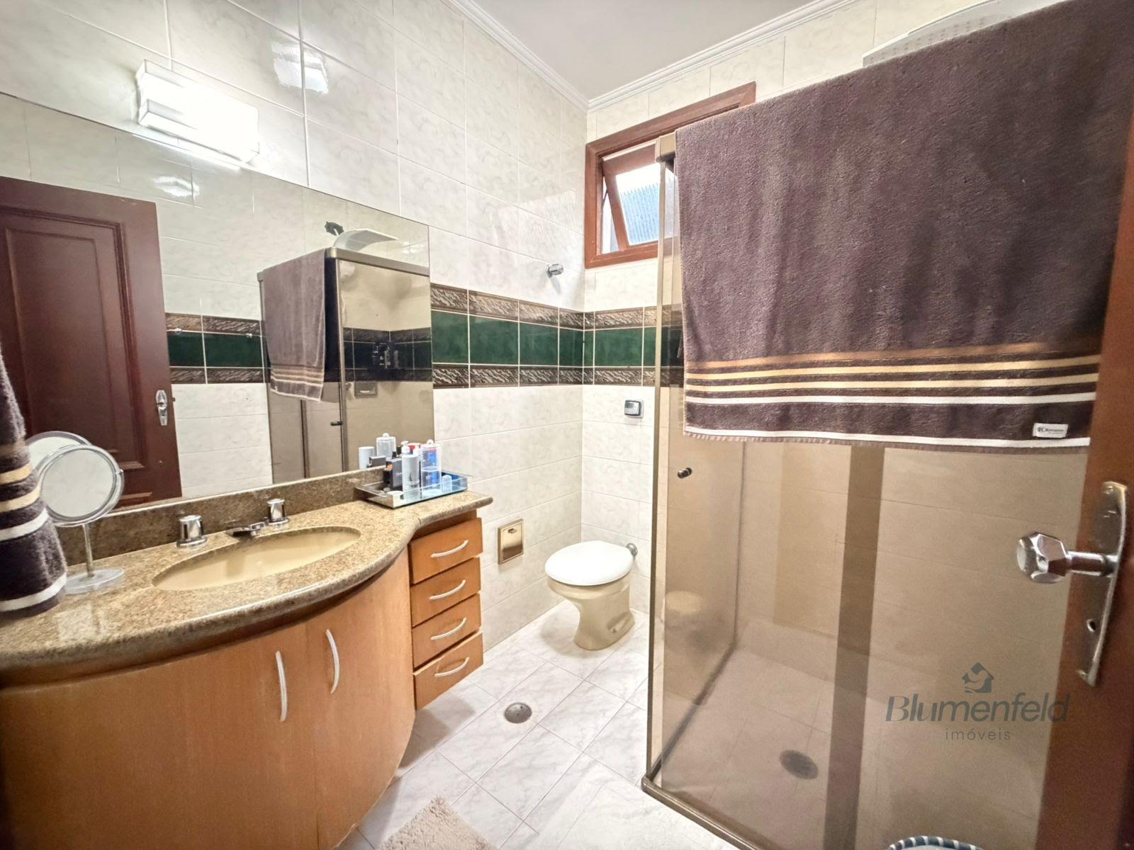 Casa para alugar com 3 quartos, 3 suítes, 6 vagas e 250m² no Condomínio Arujazinho IV, Arujá (SP) — foto 28 de 30