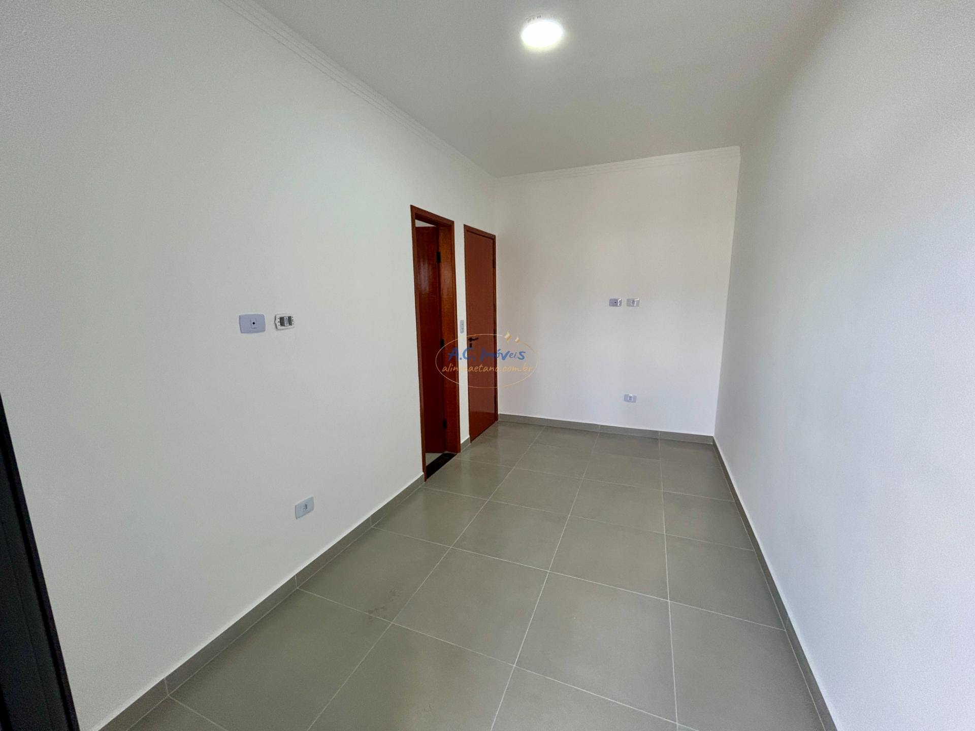 Casa à venda com 2 quartos, 2 suítes, 1 vaga e 60m² no Jardim Melvi, Praia Grande (SP) — foto 29 de 30