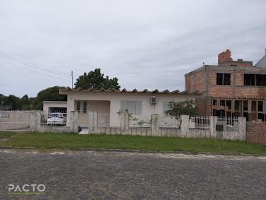 Casa em Centro  -  Araranguá