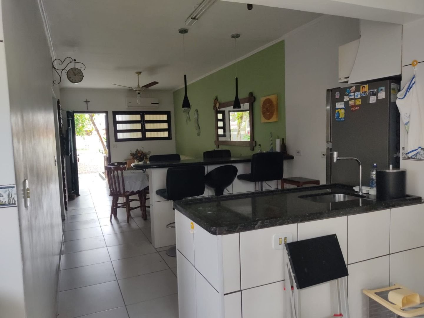 Apartamento à venda com 2 quartos, 2 banheiros, 1 vaga e 129m² no Itaguá, Ubatuba (SP) — foto 2 de 13