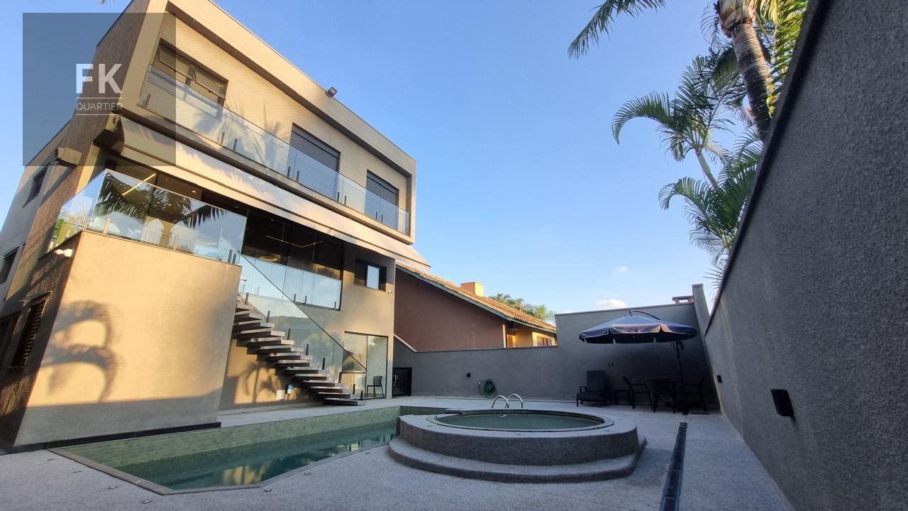 Casa à venda com 4 quartos, 4 suítes, 4 vagas e 360m² no Alphaville, Santana de Parnaíba (SP) — foto 3 de 30