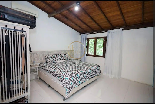 Casa à Venda em Campinho, Porto Seguro: 2 Suítes, 109m², R$850mil