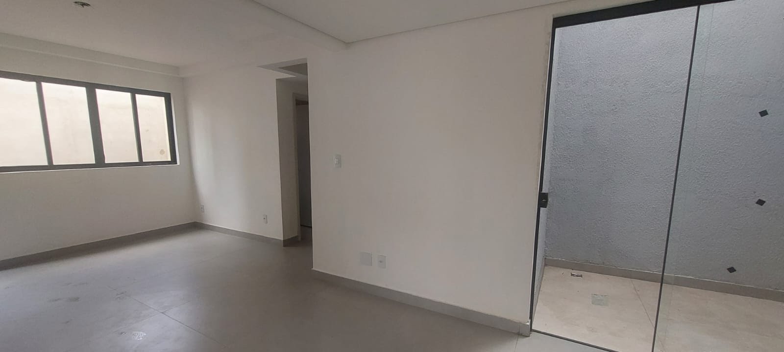 Casa à venda com 3 quartos, 1 suíte, 2 vagas e 65m² no Planalto, Belo Horizonte (MG) — foto 8 de 14