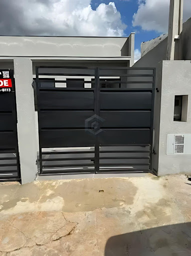 Casa à Venda em Éden, Sorocaba | 2 Dormitórios e 50m²