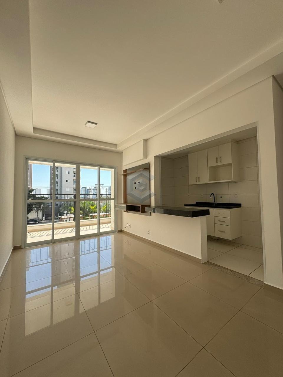 Apartamento à venda com 2 quartos, 1 banheiro, 2 vagas e 62m² no Parque Campolim, Sorocaba — foto principal