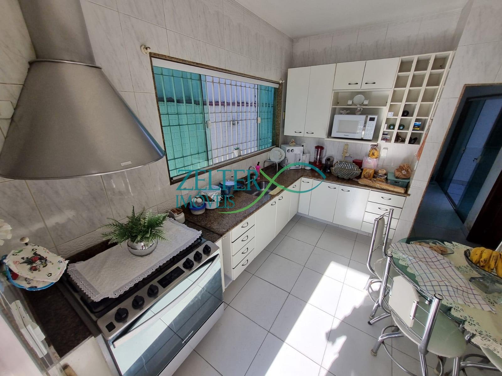 Casa à venda com 6 quartos, 2 suítes, 2 vagas e 312m² no Vila Kosmos, Rio de Janeiro (RJ) — foto 24 de 30