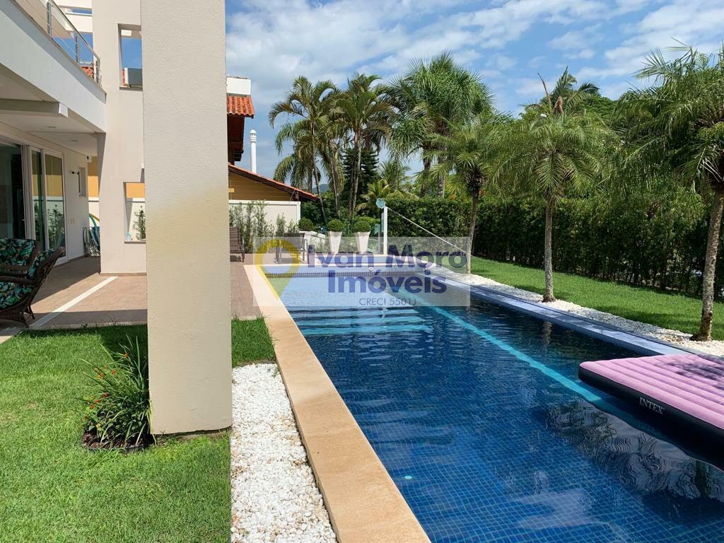Casa à venda com 8 quartos, 7 suítes, 10 vagas e 950m² no Jurerê Internacional, Florianópolis (SC) — foto 2 de 30