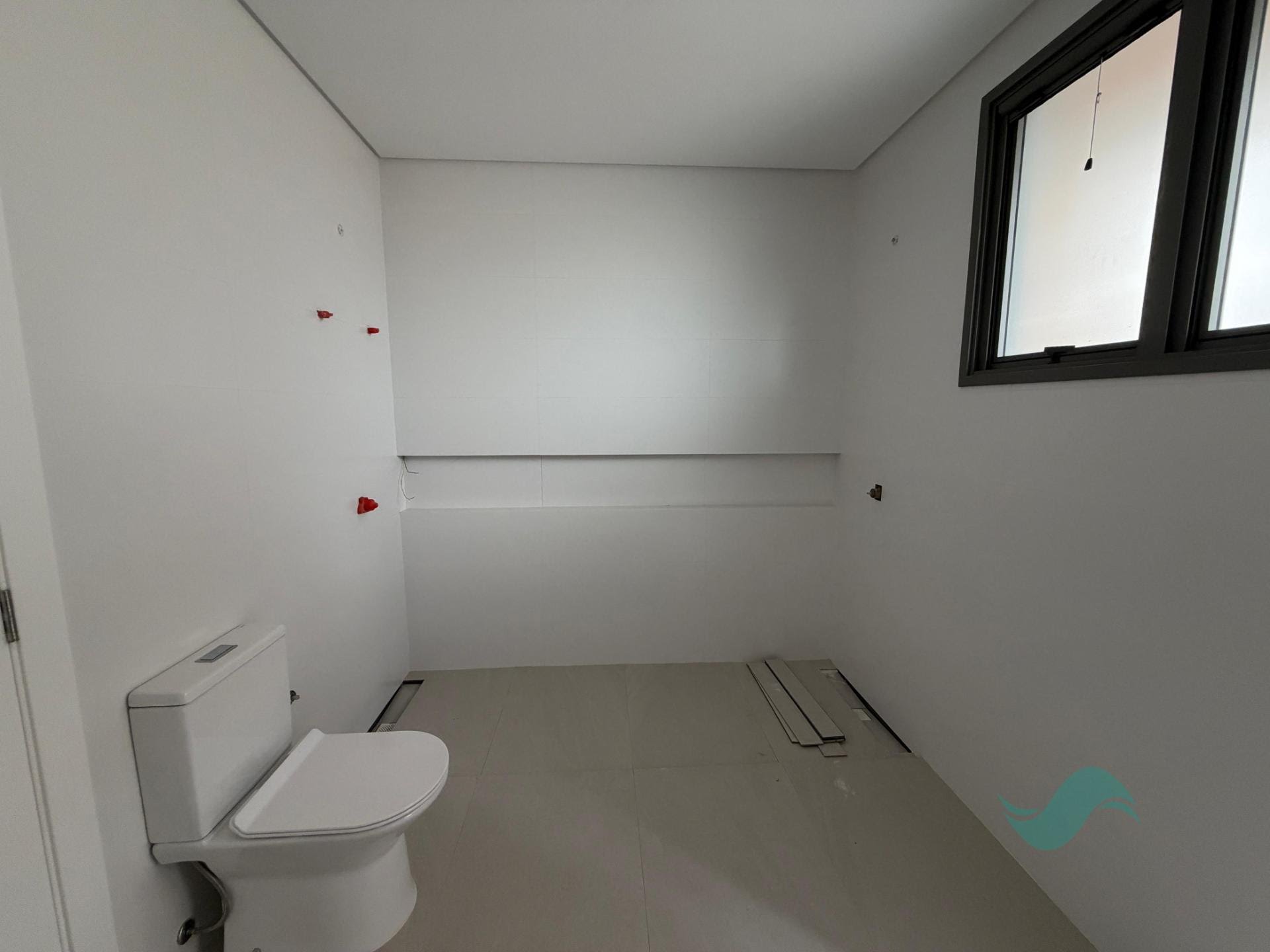 Apartamento à venda com 3 suítes, 5 vagas e 235m² no Jurerê Internacional, Florianópolis (SC) — foto 16 de 21