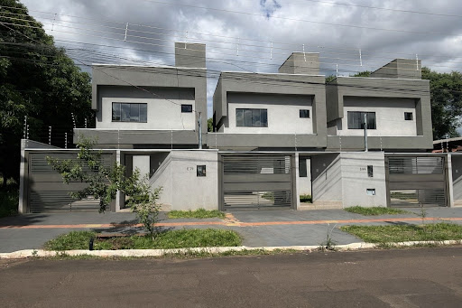Sobrado em Vila Carlota  -  Campo Grande
