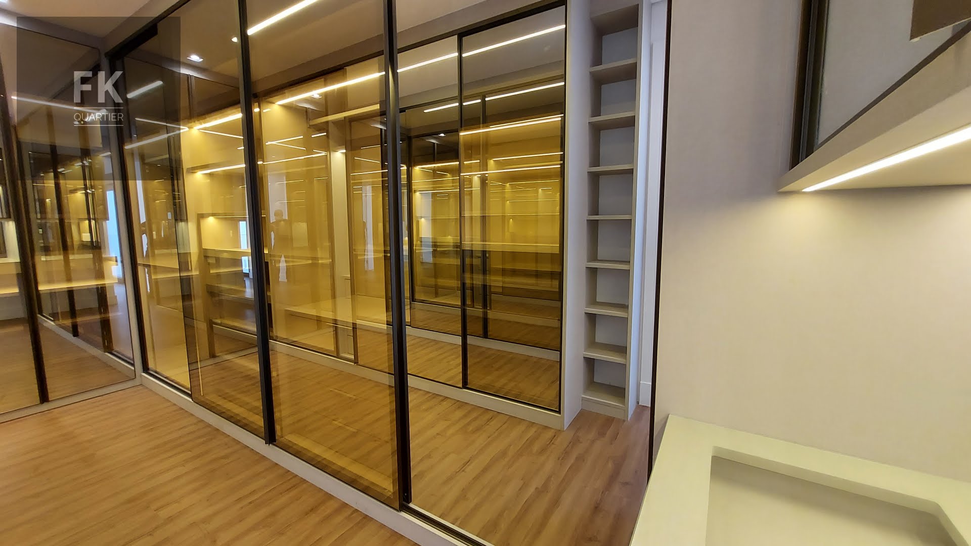 Casa à venda com 5 quartos, 5 suítes, 4 vagas e 560m² no Tamboré, Barueri (SP) — foto 11 de 30