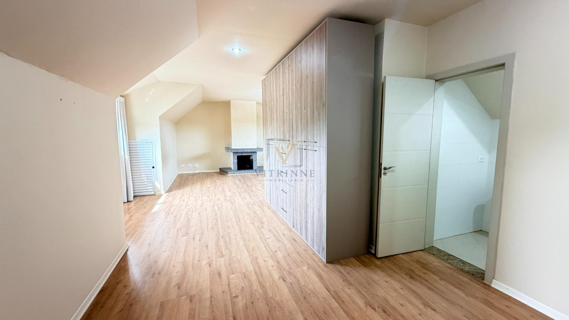Casa à venda com 3 quartos, 1 suíte, 3 vagas e 251m² no Bom Retiro, Curitiba (PR) — foto 22 de 30
