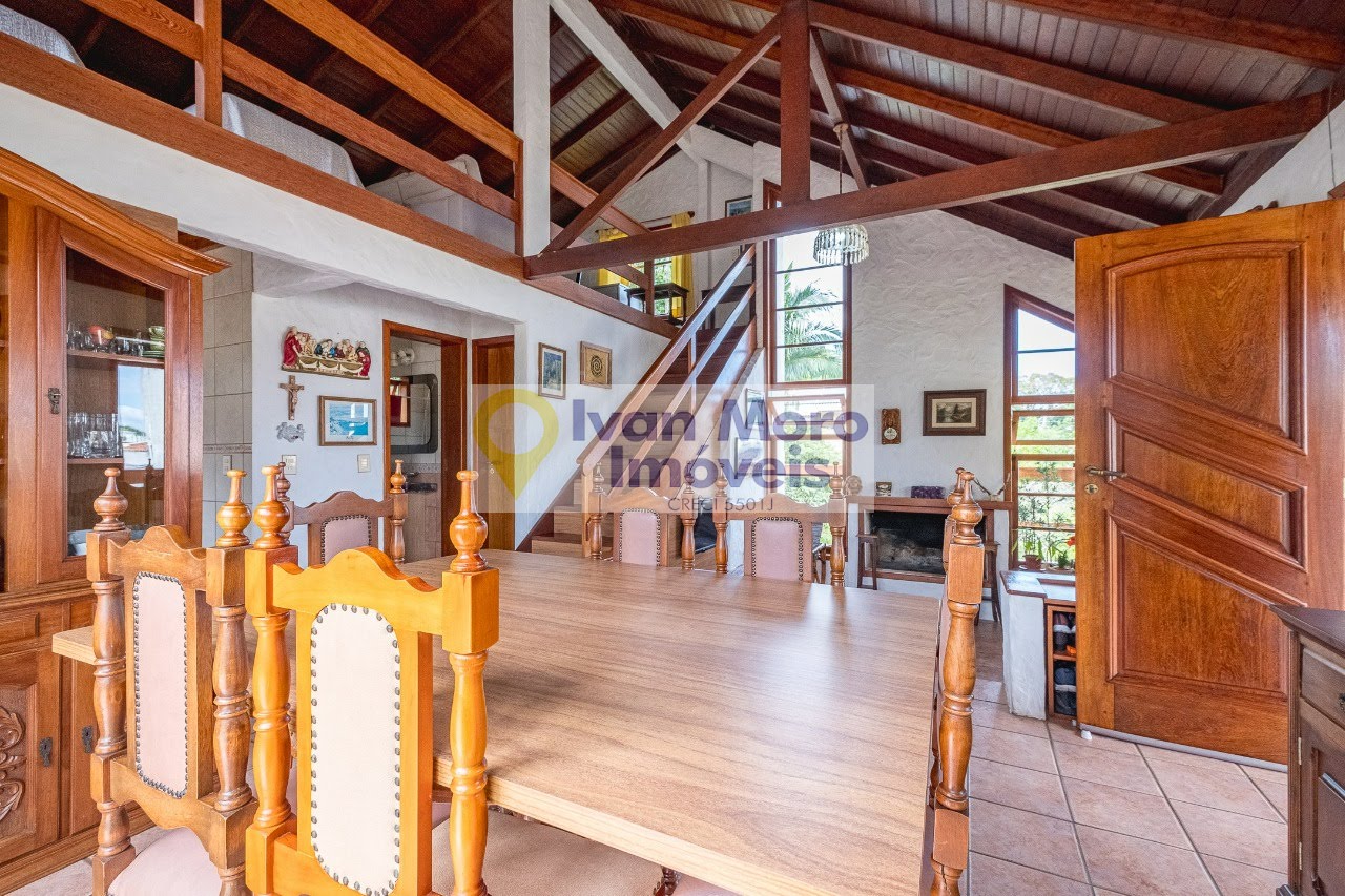 Casa à venda com 5 quartos, 2 suítes, 4 vagas e 465m² no Cachoeira do Bom Jesus, Florianópolis (SC) — foto 6 de 30