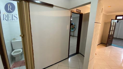 Hall de Circulação (Lavabo e 1º Dormitório)