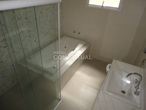 Quarto 1 - Banheiro com Hidro