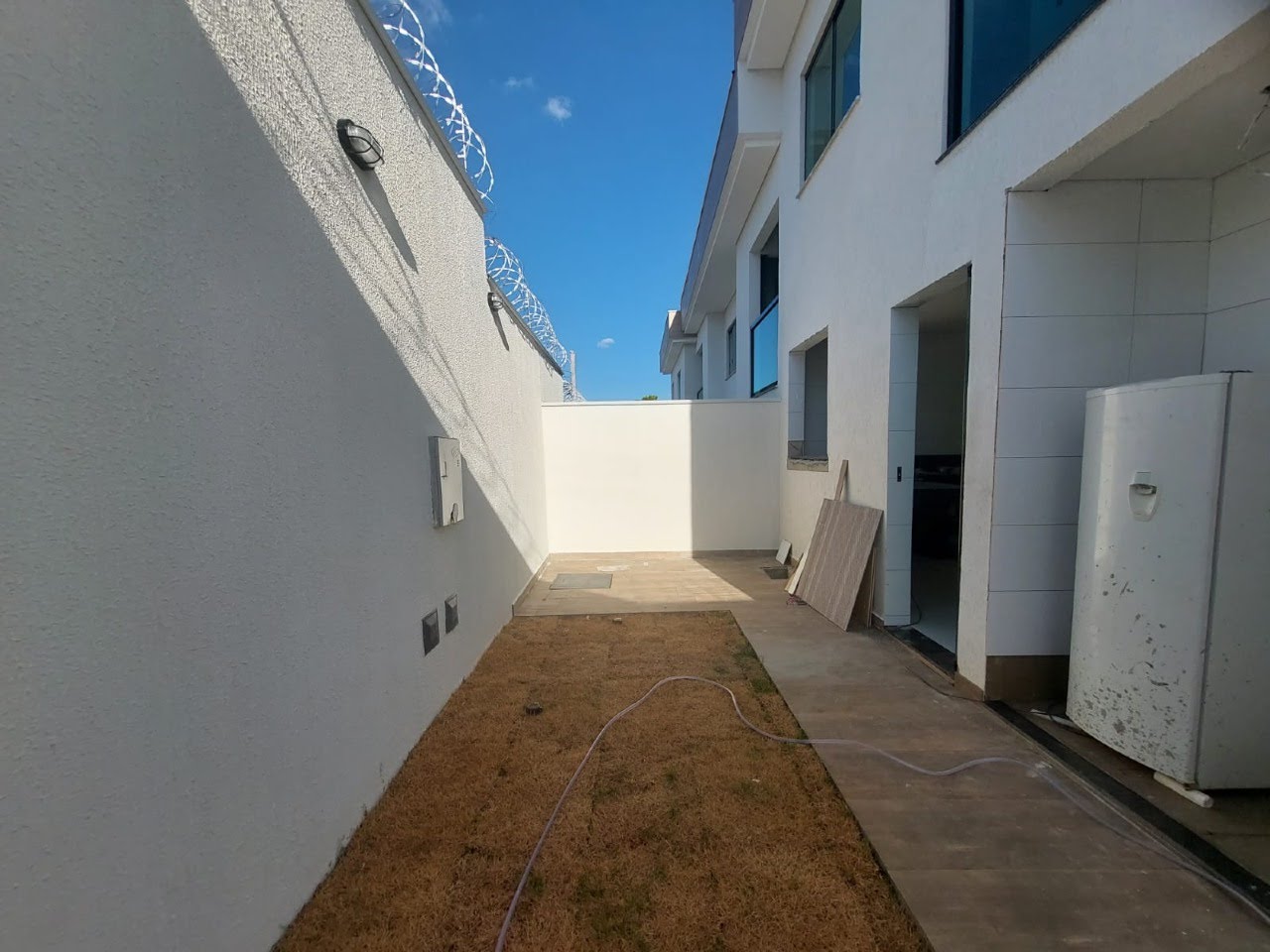 Casa à venda com 3 quartos, 1 suíte, 2 vagas e 80m² no Jardim Leblon, Belo Horizonte (MG) — foto 3 de 13