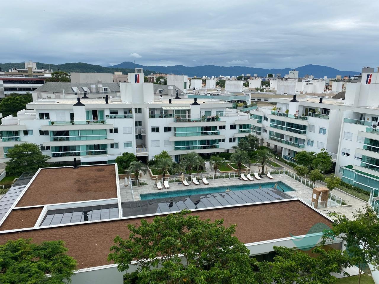 Cobertura à venda com 3 quartos, 1 suíte, 2 vagas e 166m² no Jurerê, Florianópolis (SC) — foto 3 de 24