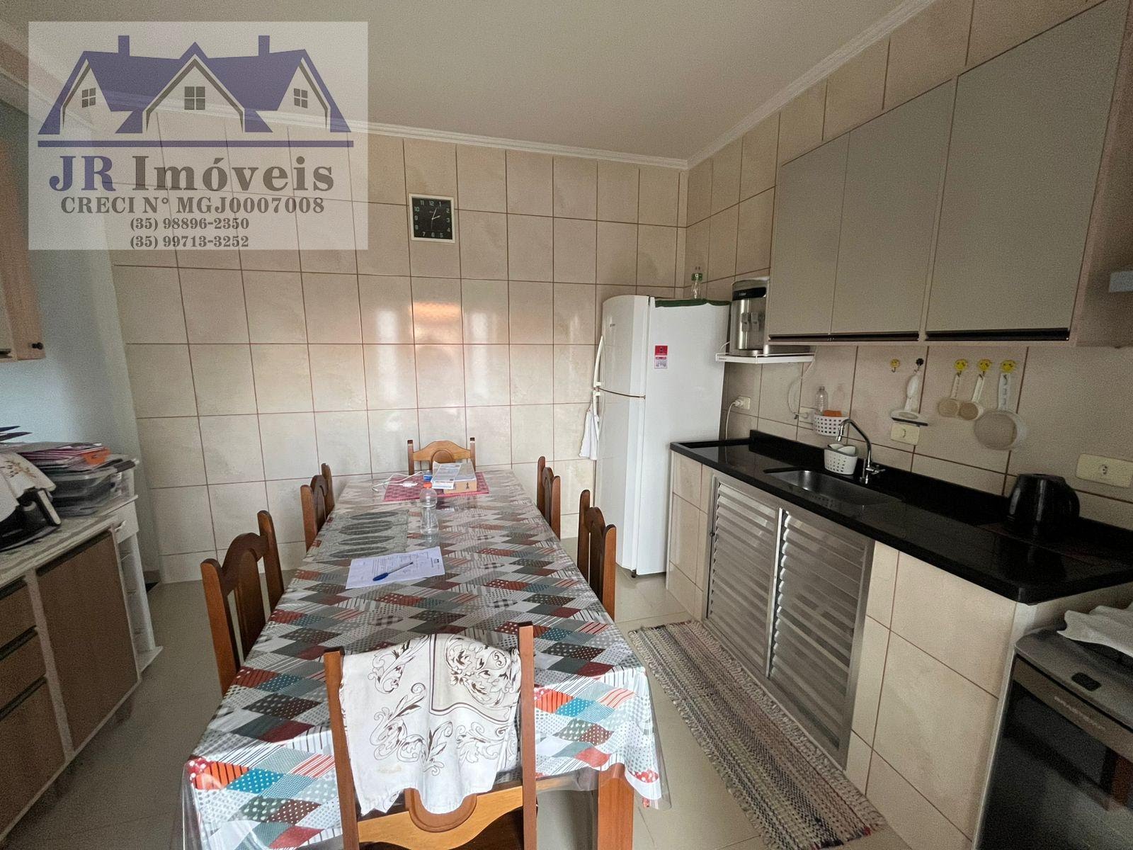 Casa à venda com 3 quartos, 3 banheiros e 210m² no Jardim Beira Rio, Piranguinho (MG) — foto 8 de 25