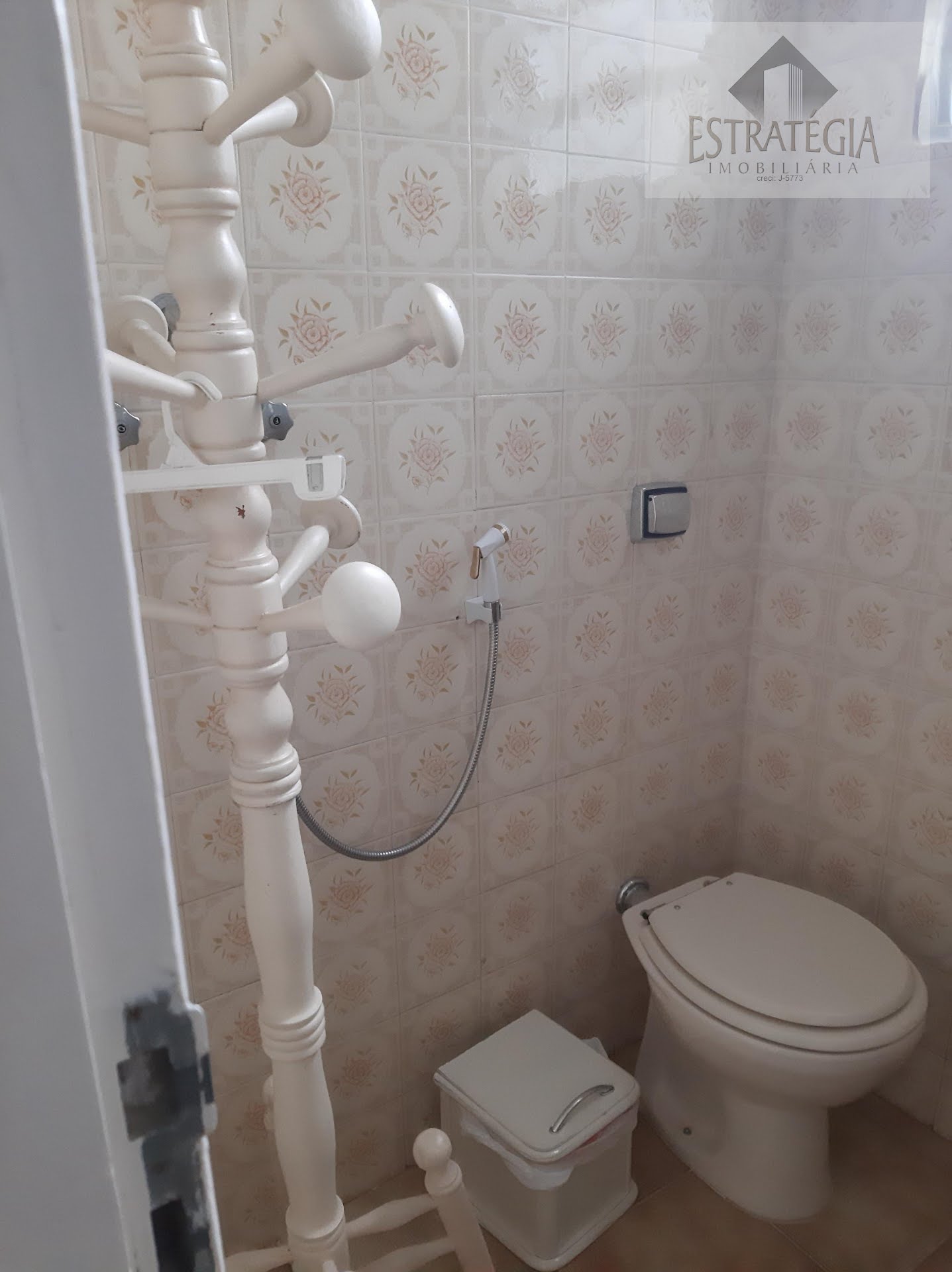 Casa à venda com 3 quartos, 1 suíte, 1 vaga e 190m² no Valparaíso, Petrópolis (RJ) — foto 21 de 30
