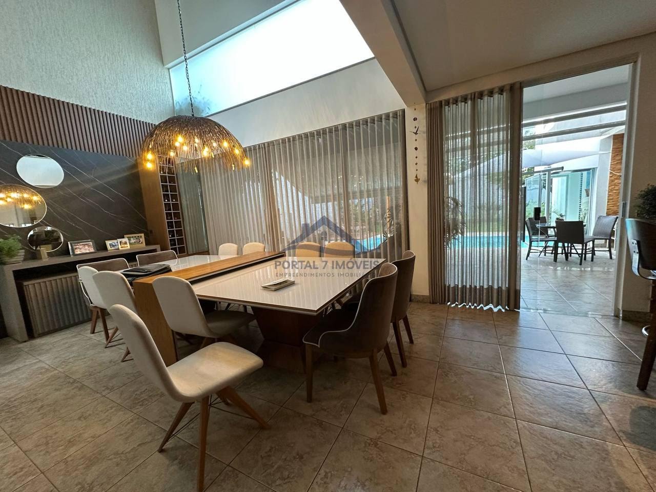 Casa à venda com 3 quartos, 1 suíte, 4 vagas e 290m² no Mangabeiras, Sete Lagoas (MG) — foto 3 de 30