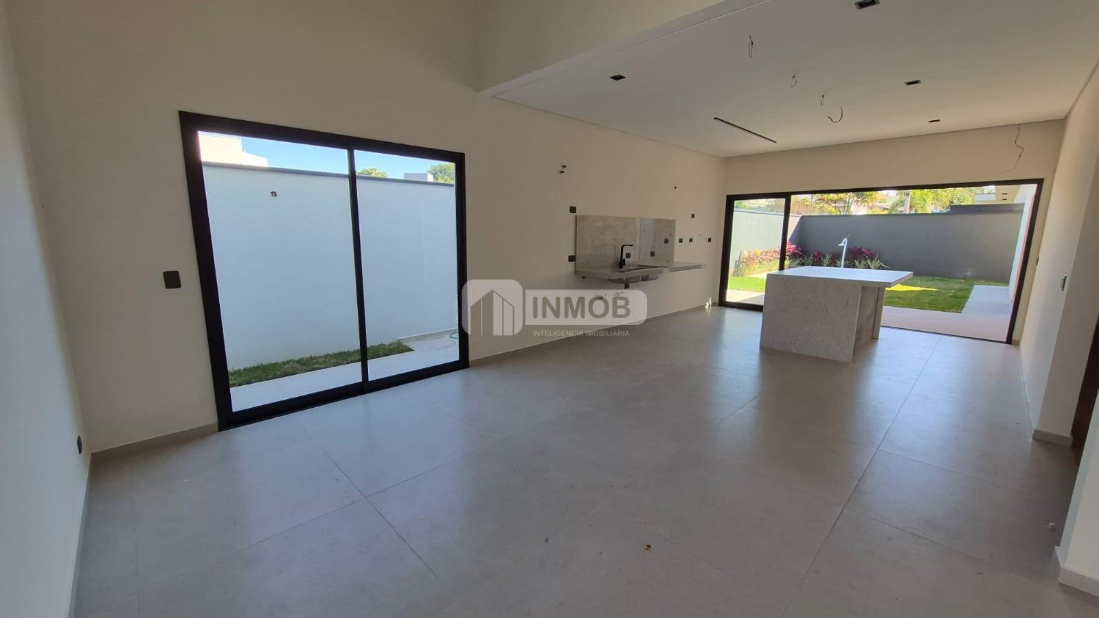 Casa à venda com 3 quartos, 1 suíte, 4 vagas e 165m² no Jardim Jaragua, Tremembé (SP) — foto 4 de 30
