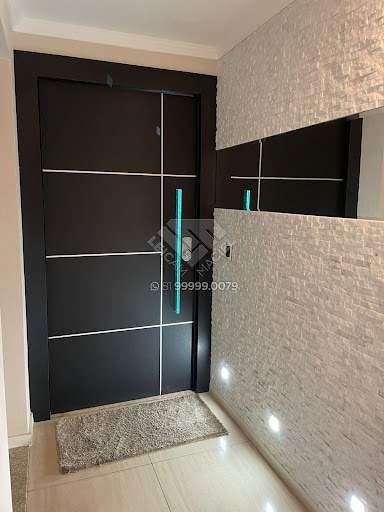 Compre Apartamento com 4 quartos,  4 Suites,  3 Vagas e 208m² na Torre Semi-Mobiliado