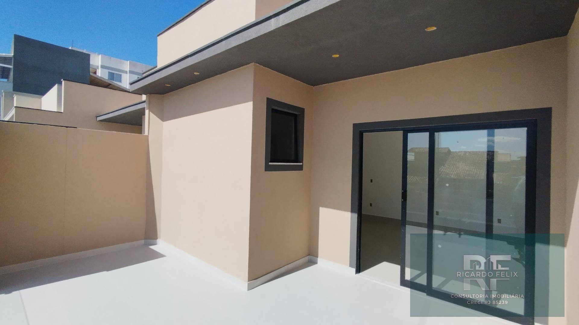 Casa à venda com 3 quartos, 3 suítes, 2 vagas e 180m² no Recreio, Rio das Ostras (RJ) — foto 13 de 25