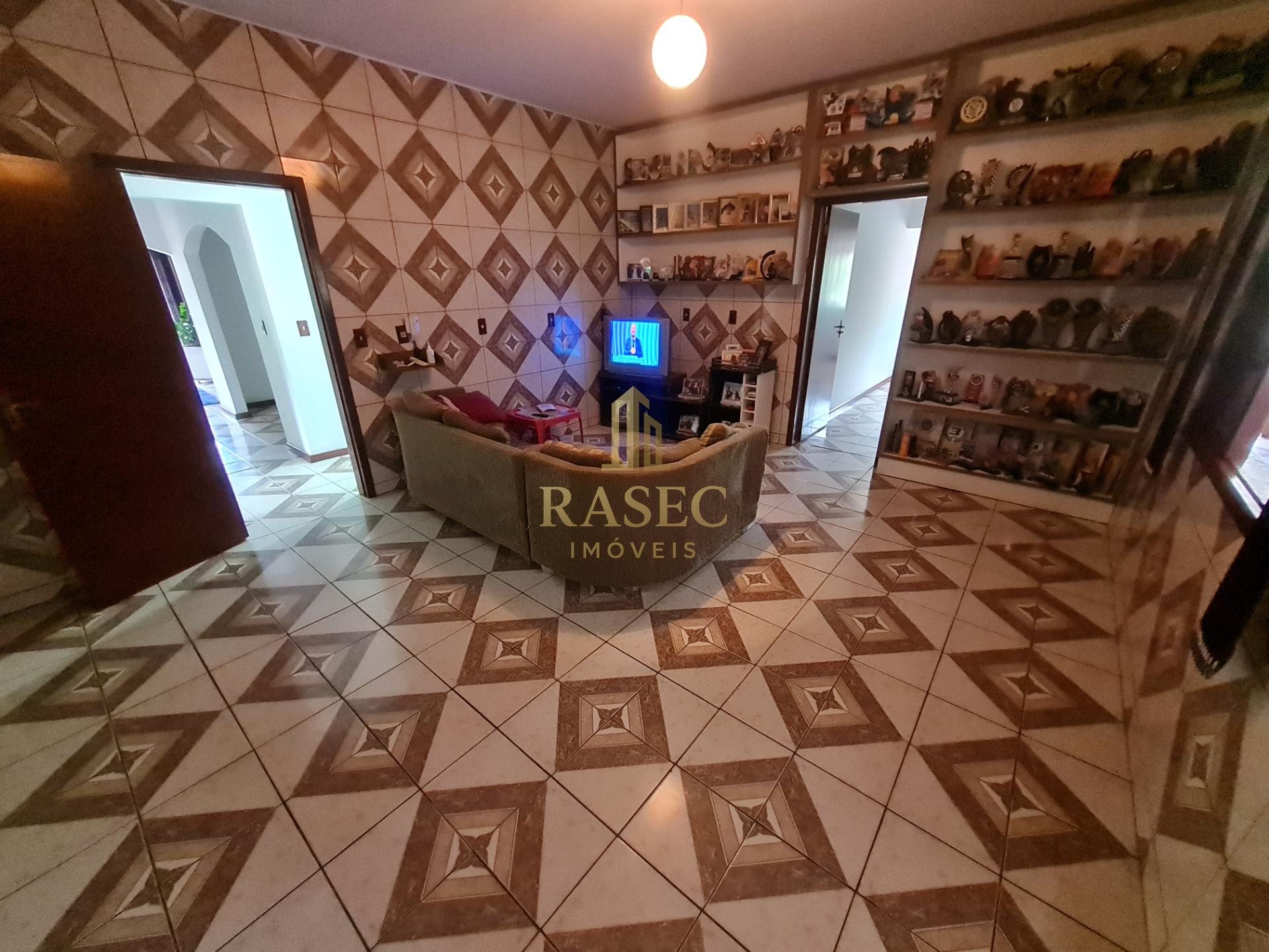 Casa à venda com 5 quartos, 2 banheiros, 2 vagas e 750m² no Paquetá, Brusque (SC) — foto 16 de 24
