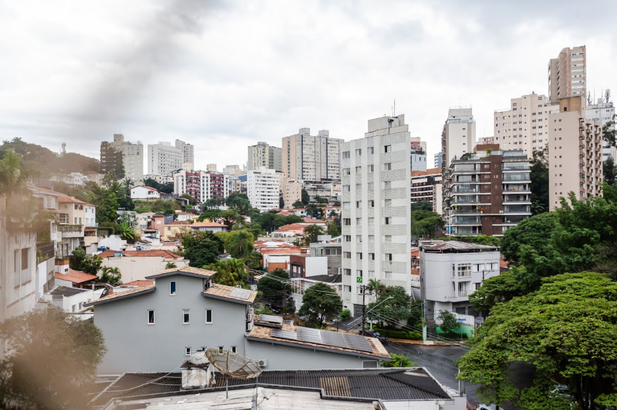 Apartamento à Venda Praça Irmãos Karmam, Sumaré/SP