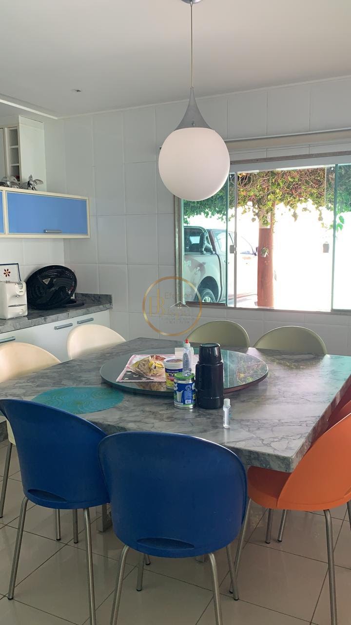 Casa à venda com 4 quartos, 4 suítes, 6 vagas e 400m² no Centro, Porto Seguro (BA) — foto 27 de 29